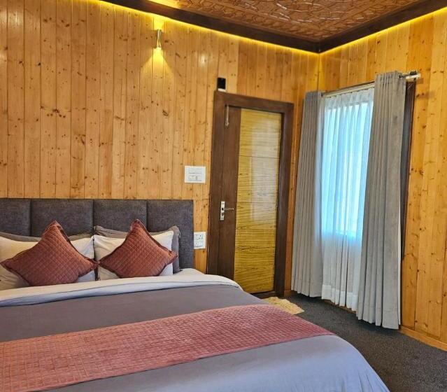 Номер Deluxe, Gulmarg Woods By Stay Pattern