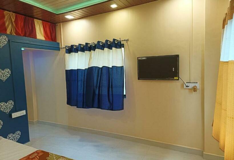 Номер Deluxe, Shree Nivas Home Stay