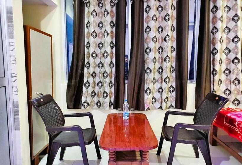 Номер Economy, Staymaker Madhuwan Heights