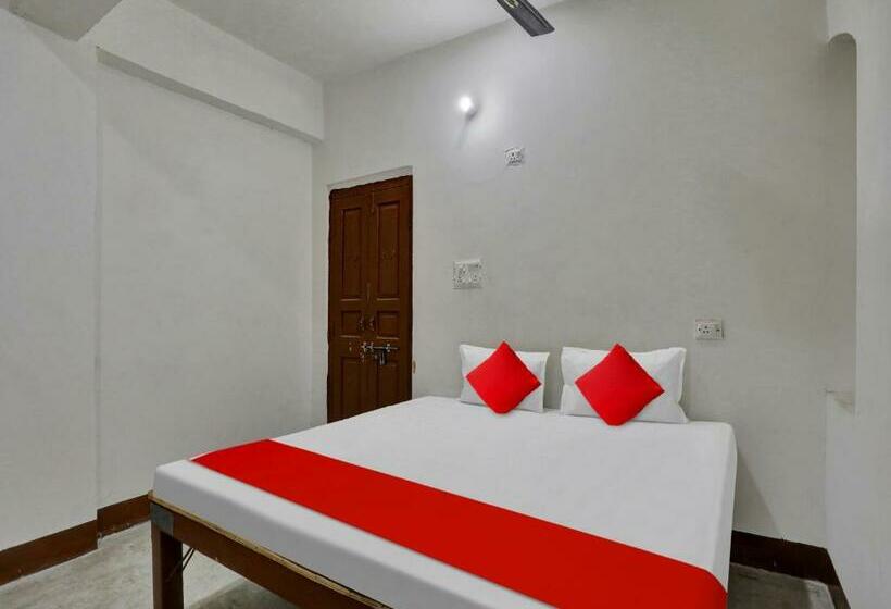 Трехместный Номер Классика, Spot On 81110 Ganga Darshan Guest House