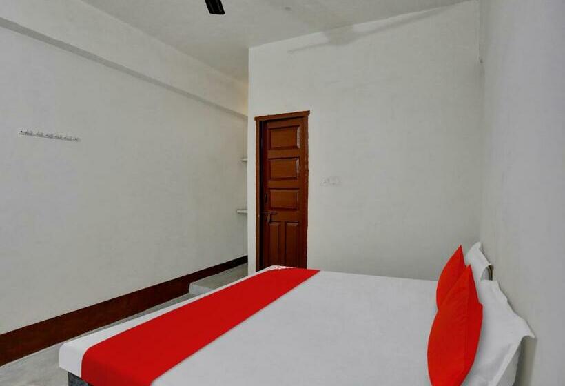 Трехместный Номер Классика, Spot On 81110 Ganga Darshan Guest House