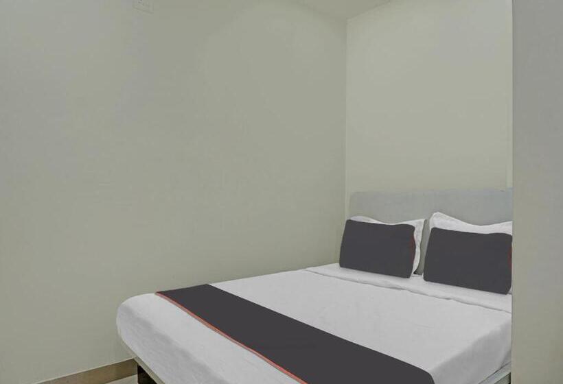 Трехместный Номер Классика, Collection O Brahma Residency