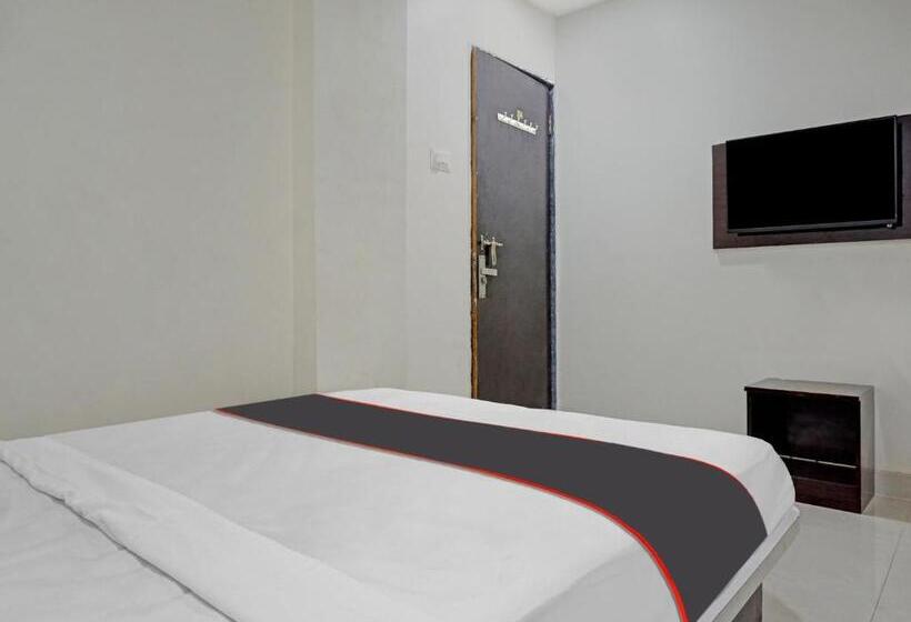 Трехместный Номер Классика, Collection O Brahma Residency