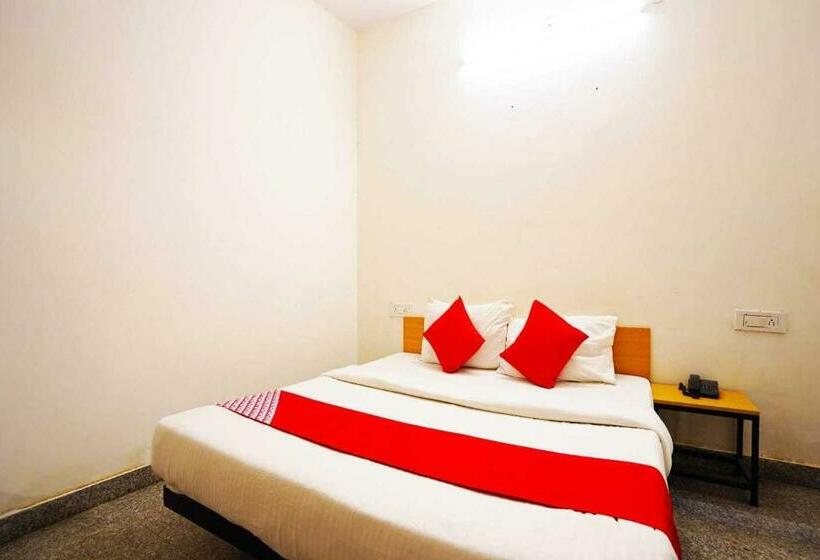 Quarto Triplo Clássico, Oyo Flagship 81093 Ps Palace