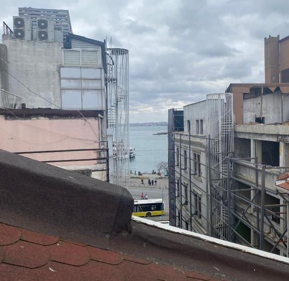 豪华海景房带阳台, Esen Life