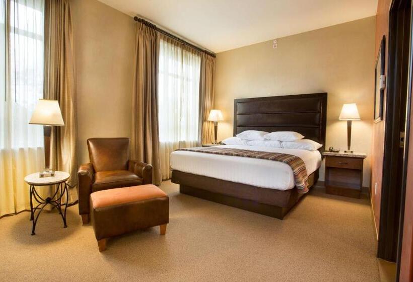 Номер Deluxe Кровать Кинг с Видом, Drury Plaza Hotel In Santa Fe