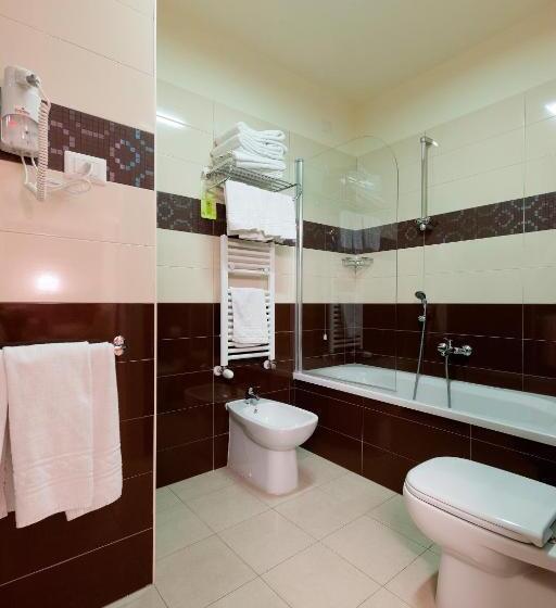 سوییت جونیور, Hb Aosta Hotel & Balcony Spa