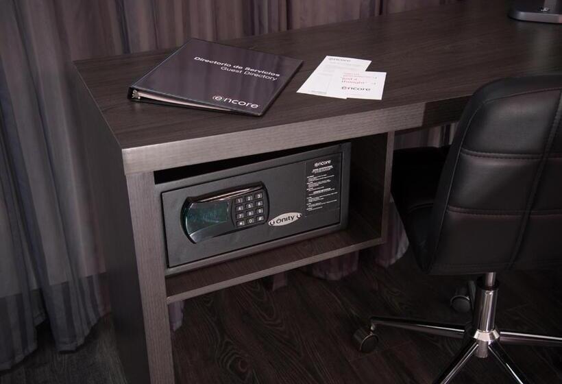 جناح سرير كينج, Ramada Encore By Wyndham San Luis Potosi