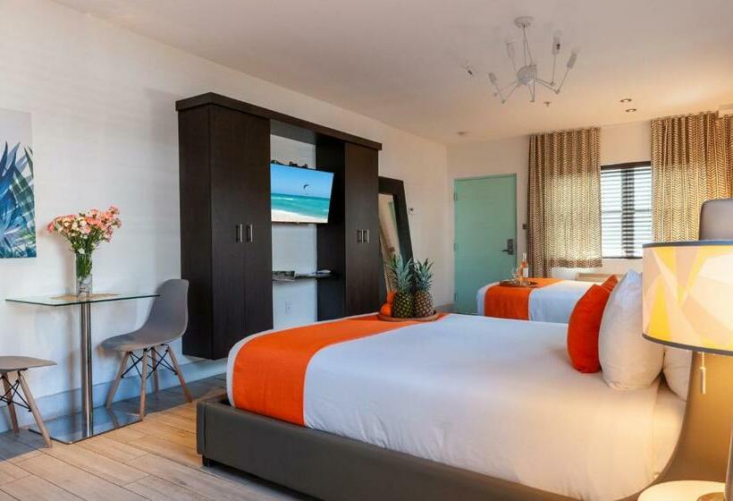 标准工作室, Seaside All Suites