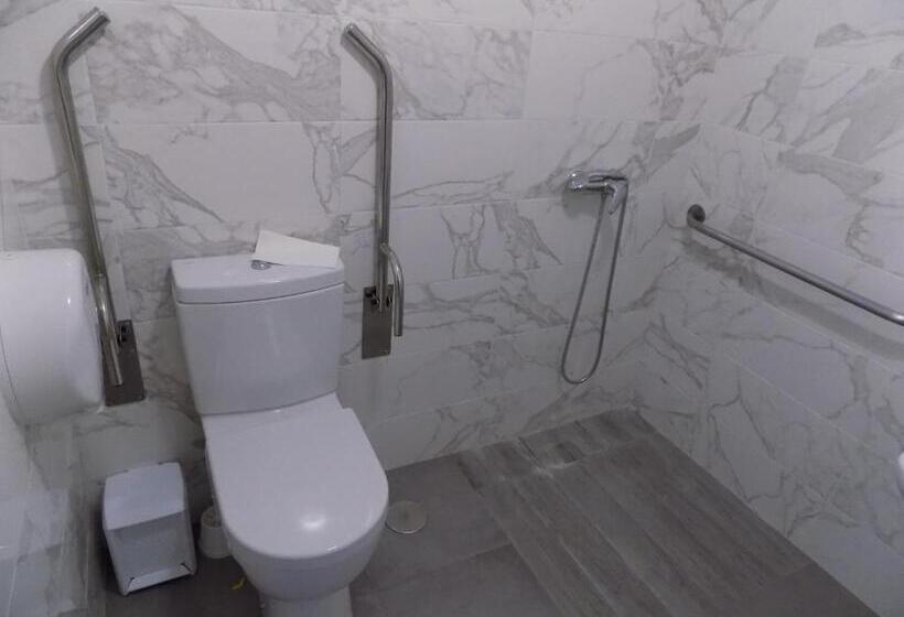 اتاق استاندارد یک تخته برای معلولان, Albergue De São Bento