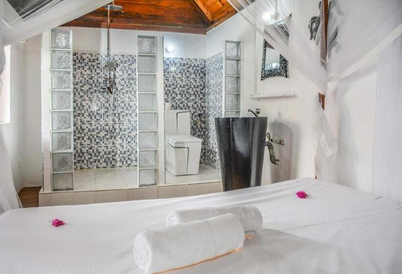 بانگلوی لوکس, A Casa Di Giorgia Lodge Nosy Be Andilana