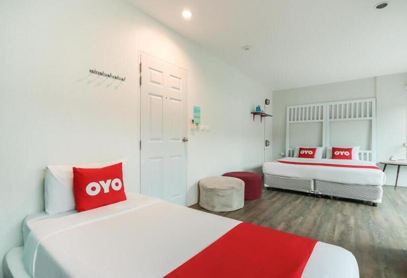 Трехместный Номер Deluxe, Fin Hostel Phuket