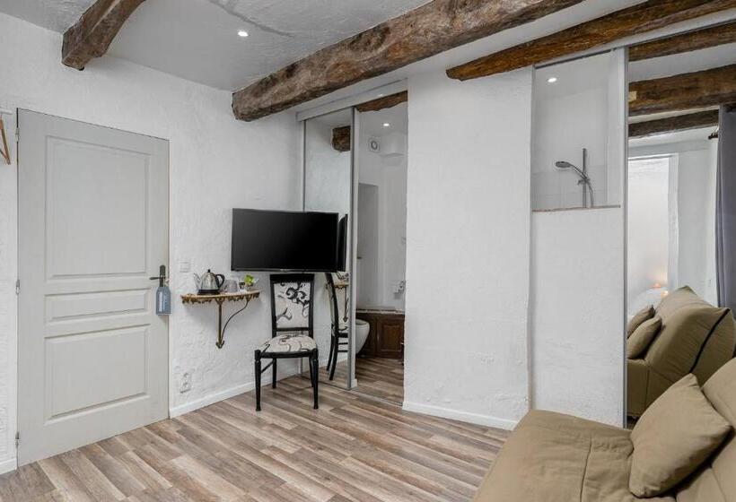 클래식 스위트, Maison Carles Bnb