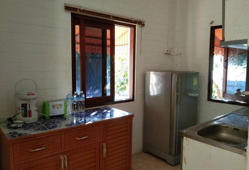 2间卧室的房子, Monkey Samui Hostel