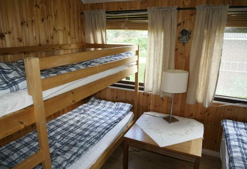 バス共有のスタンダードルーム, Sovpå Tåg I Tärnsjö