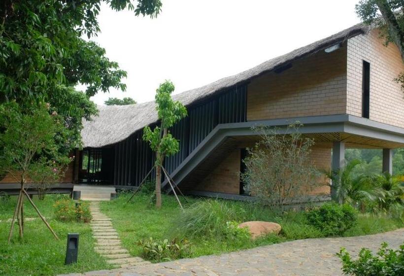 اتاق سوپریور, Tomodachi Retreat  Lang Mit