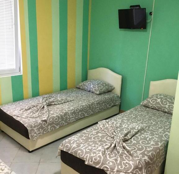 اتاق استاندارد چهار تخته, Sobe Krin  Smestaj Canj