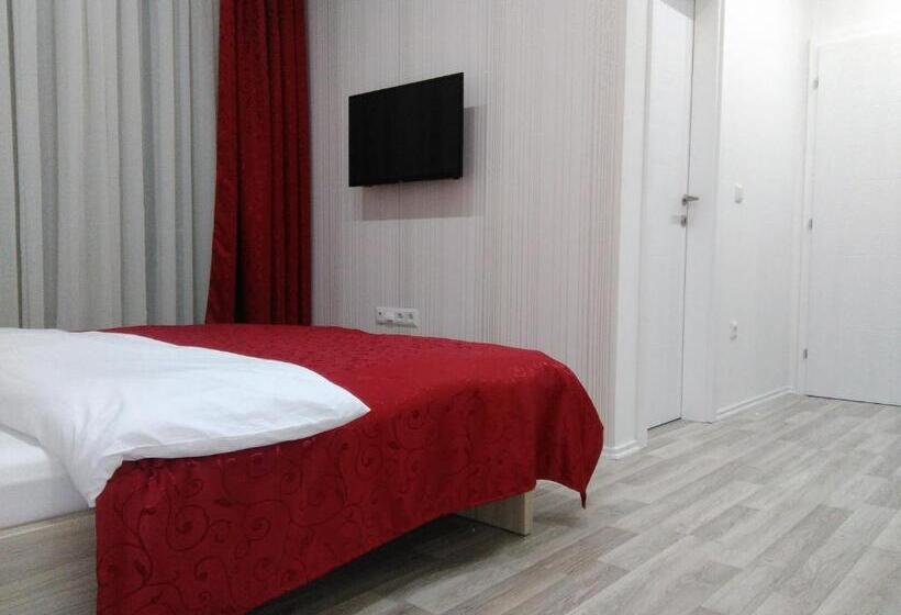 اتاق استاندارد با بالکن, Svadbeni Salon Stefan