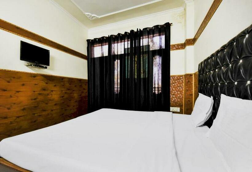 Трехместный Номер Классика, Oyo 87525  Green
