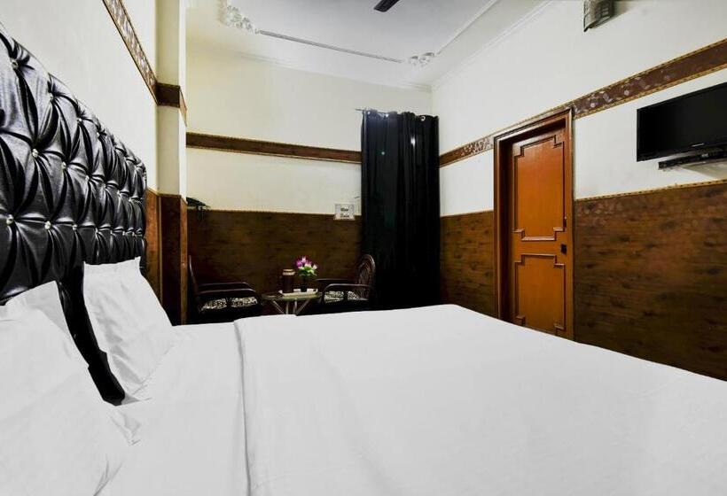 Трехместный Номер Классика, Oyo 87525  Green