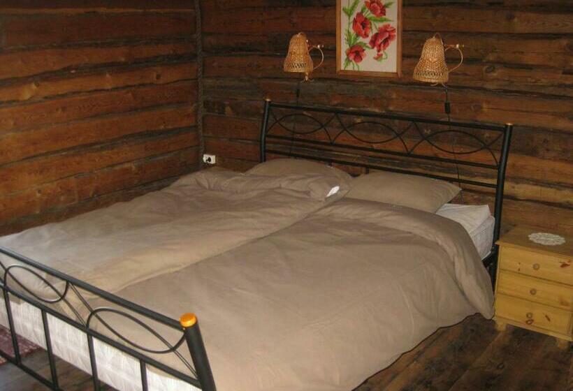 اتاق استاندارد, Aadu Holiday Farm