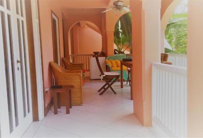 ویلای 1 خوابه با چشم‌انداز باغ, Tobago Hibiscus Golf Villas & Appartments