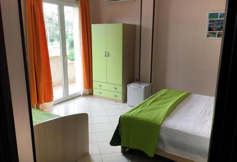 Номер Стандарт, B&b L Angolo