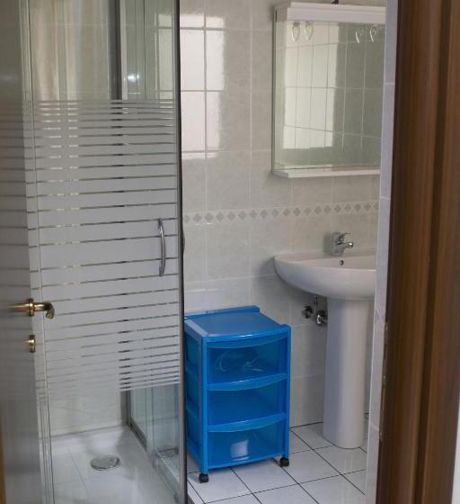 Номер Стандарт Трехместный, B&b L Angolo