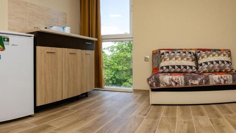 Quarto Triplo Basic, Silitur Central