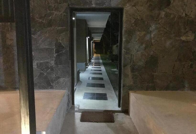اتاق استاندارد, Handagedara Resort & Spa