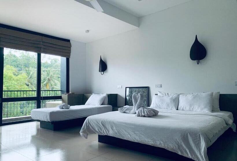 Quarto Triplo Deluxe, Handagedara Resort & Spa