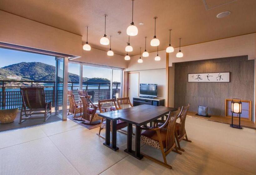 Family Suite, Migiwatei Ochi Kochi
