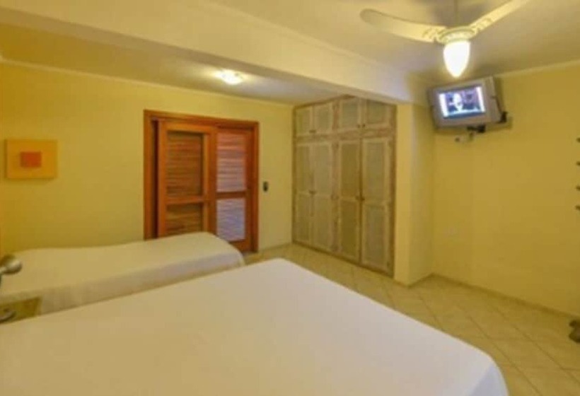 سوییت لوکس, Pousada Montemar