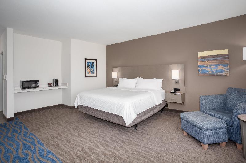 Номер Стандарт Кровать Кинг Адаптированный для Инвалидов, Holiday Inn Express & Suites Great Bend, An Ihg