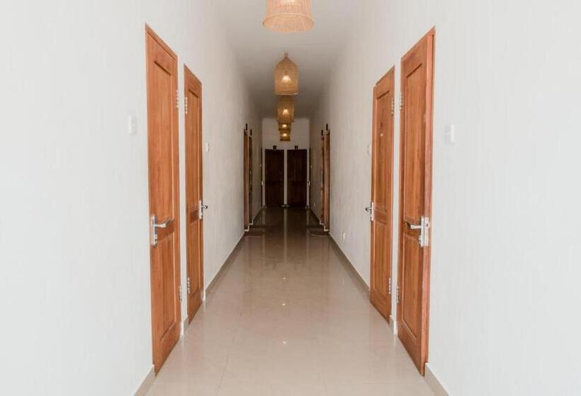 Классический Номер, Pesona Beach Resort & Spa