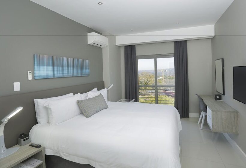 Номер Executive, The Capital On Bath