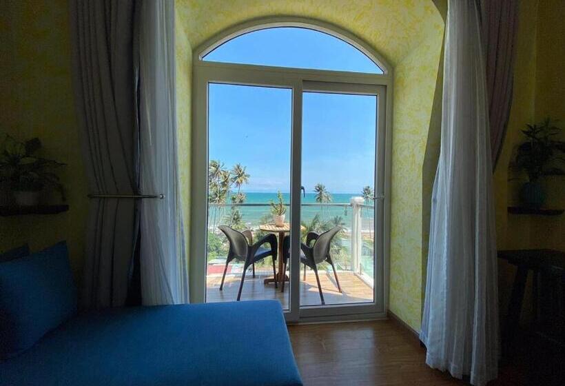 اتاق استاندارد با بالکن و چشم‌انداز دریا, La Marina Boutique Hotel & Spa