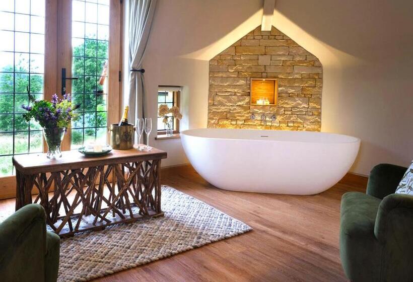 デラックススイート, Abbots Grange Manor House