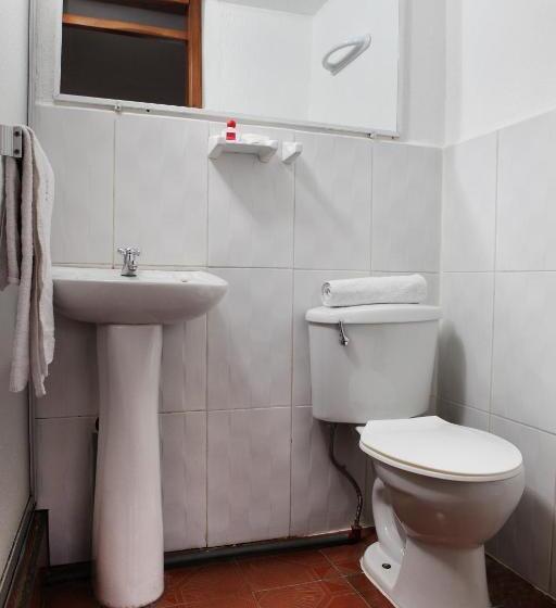 스탠다드 룸, Hostal Capri