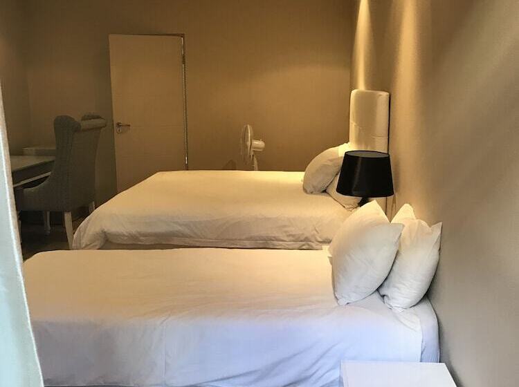 Quarto Triplo Estandar, Sunset Beach Guesthouse