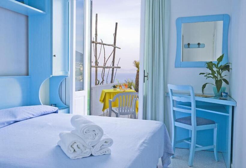 Номер Стандарт Вид на Море, Villa D'orta