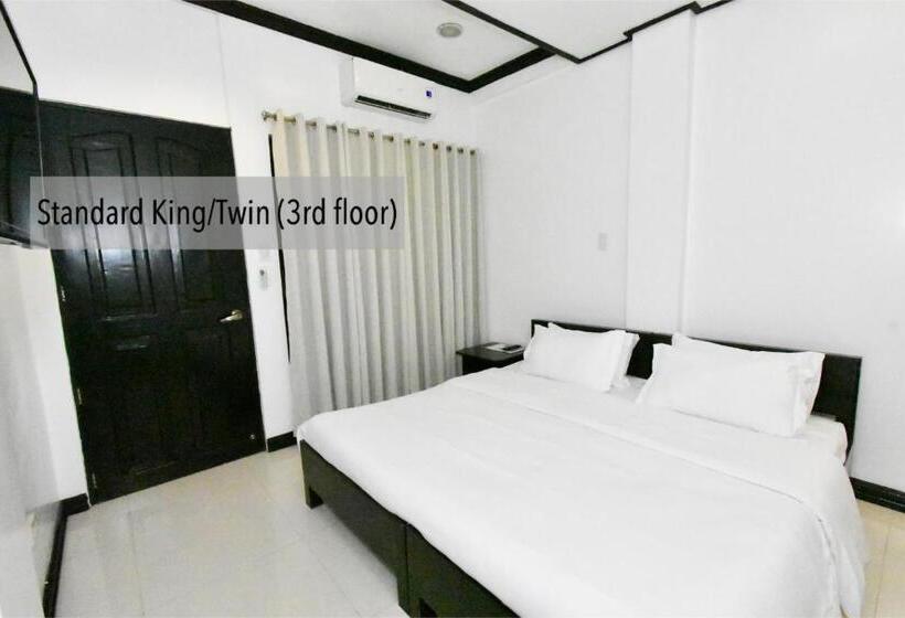 Standardrum King Size Säng, Swiftlets Inn