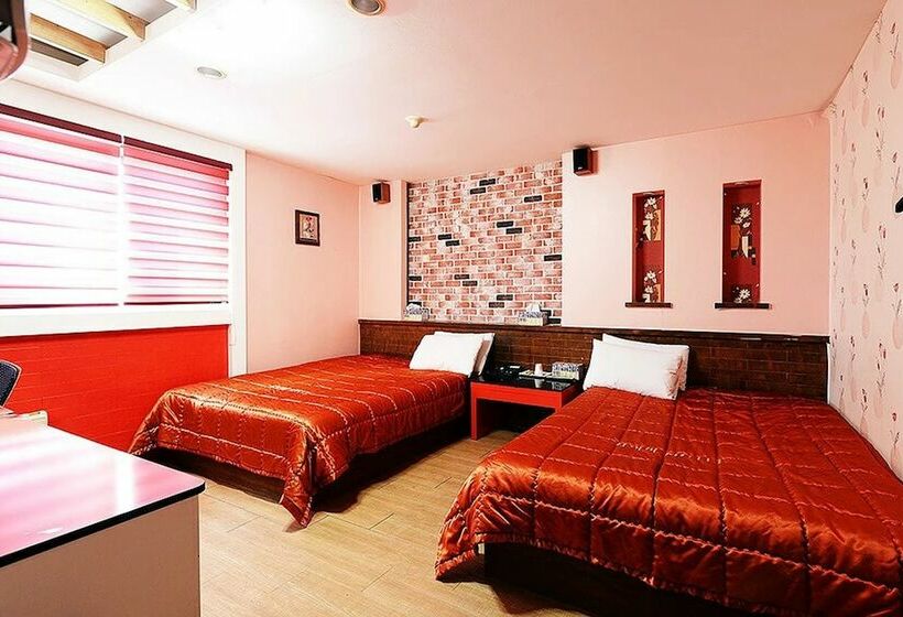 스탠다드 룸, Cyber Motel