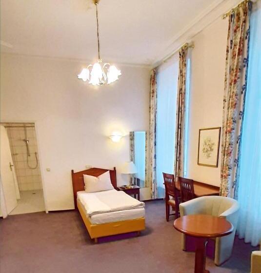 标准三人间, Eifeler Hof Kyllburg