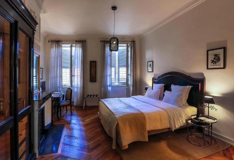 Номер Deluxe, Hôtel De La Villeon