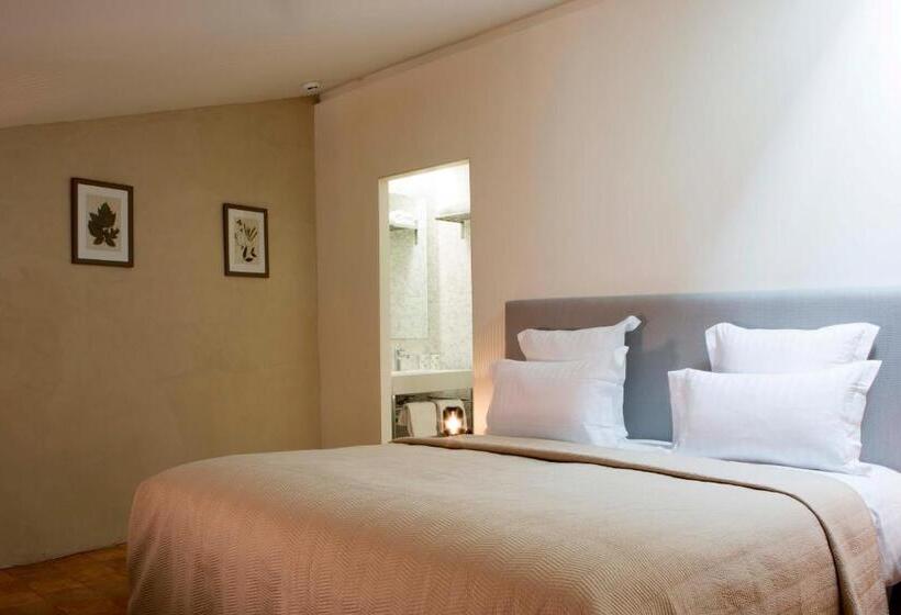 Номер Комфорт, Hôtel De La Villeon