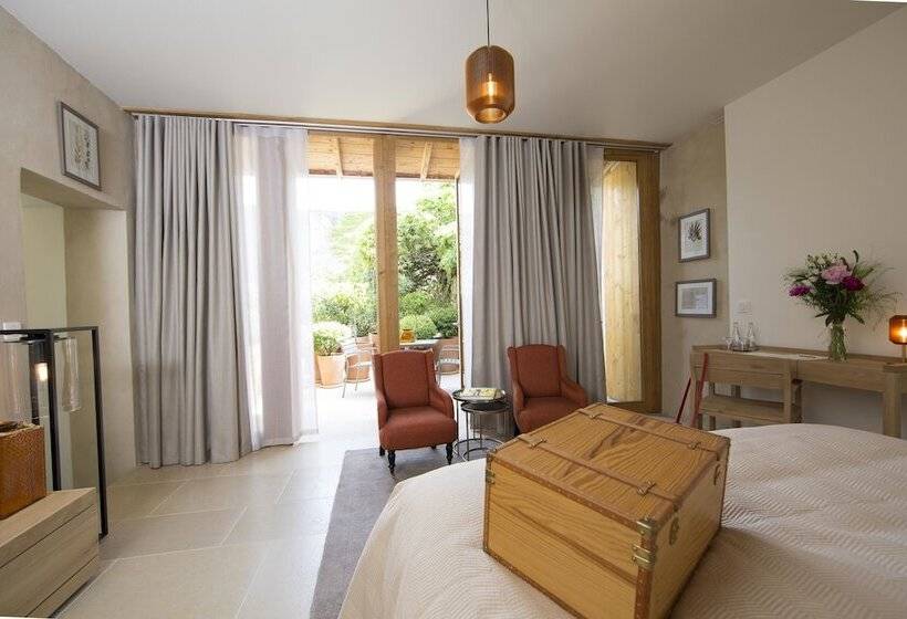 Люкс с Террасой, Hôtel De La Villeon