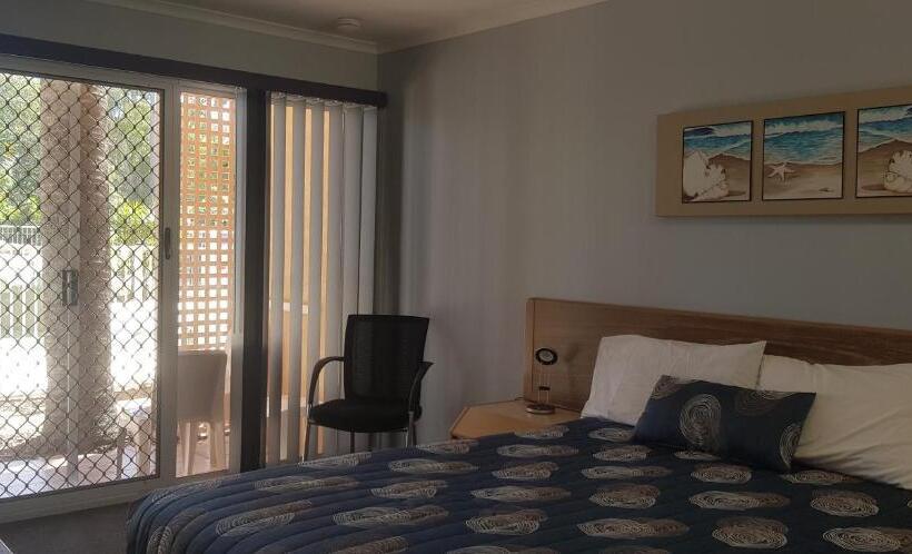 침실 2개 아파트, Rainbow Sands Resort