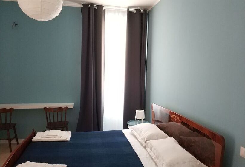 スタンダードルーム, B&b Via Nazionale