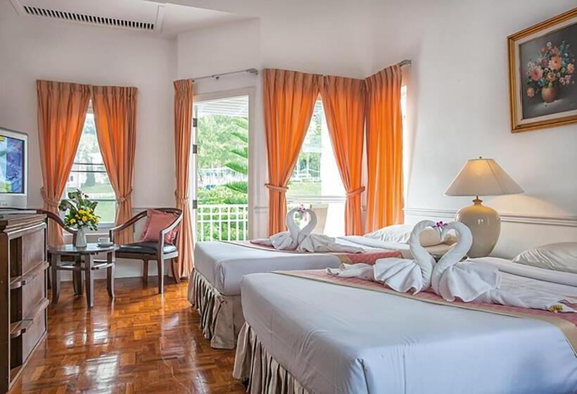 اتاق لوکس با چشم‌انداز دریاچه, Brookside Valley Resort